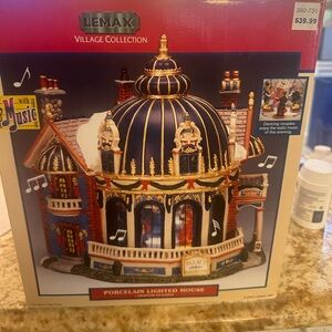 2003 Lemax Palace Ballroom Christmas Village Lighted Animated Music Carole House